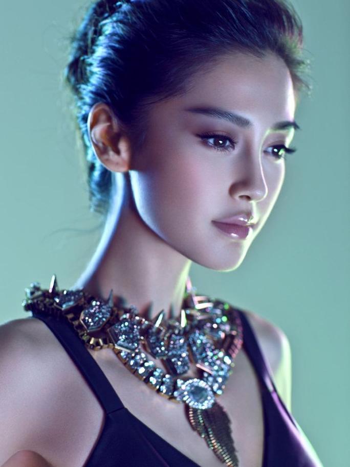 Trang điểm mắt khói