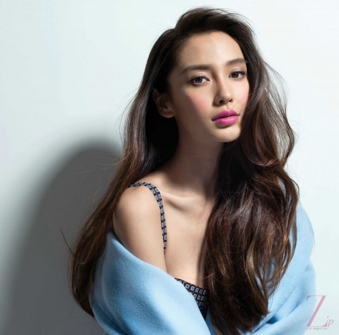 Kiểu trang điểm với tone hồng sen 