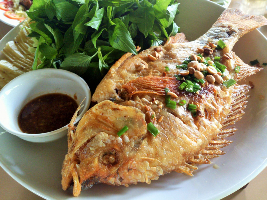 Chiên lật cá thường xuyên