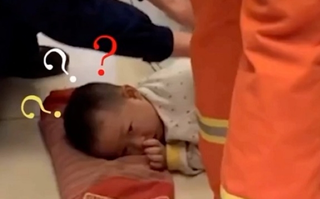 Chết rồi, làm sao thoát ra ngoài được đây?