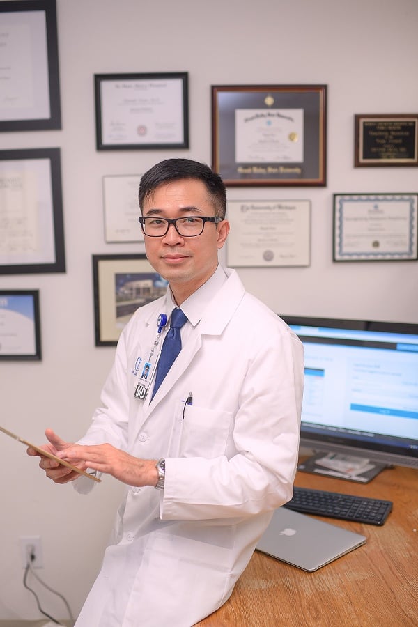 Bác sĩ Huỳnh Wynn Trần