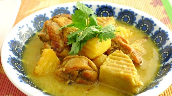 Thịt gà nấu cà ri thơm ngon ai cũng thích