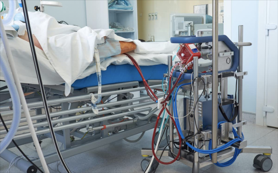 Phi công người Anh đã có kết quả xét nghiệm âm tính nhưng chưa có dấu hiệu hồi phục.