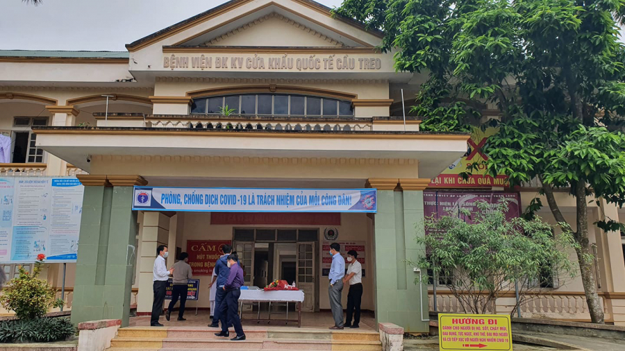 Bệnh viện cửa khẩu quốc tế Cầu Treo.