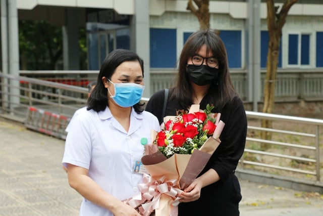 Bệnh nhân 211 được công bố khỏi bệnh chiều 16/4.