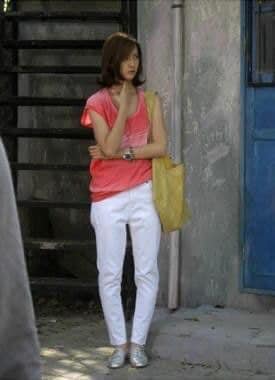 Yoona khi mới ra mắt với đôi chân 