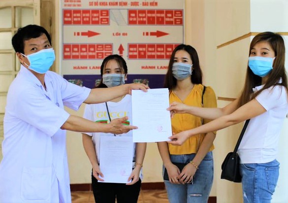Các bệnh nhân ở Hà Tĩnh đã được ra viện. (Ảnh: H.N.)  