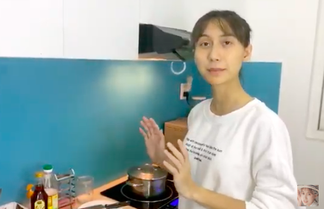 het-make-up-lynk-lee-nay-con-lam-clip-khoe-tai-nau-an-nhung-dan-tinh-chi-ran-ran-vi-vong-1-day-khac-la-cb2-4869024