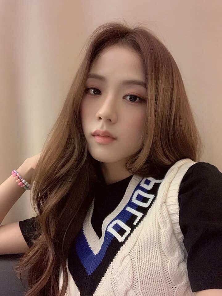 Jisoo57