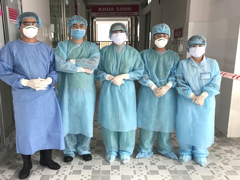 Các bác sĩ Shbet888 tiền thưởng cực khủng cho sản phụ đang trong thời gian cách ly.