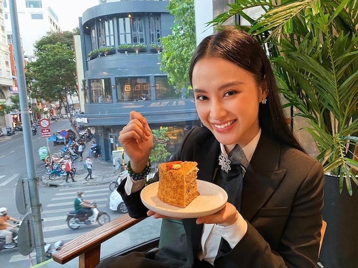 an-mac-kin-dao-the-nhung-angela-phuong-trinh-van-khien-nhieu-nguoi-tram-tro-vi-qua-cuon-hut-338-4912547