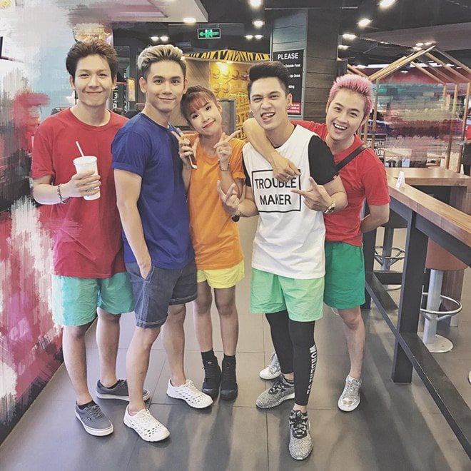 ay-cua-hoi-ban-than-truoc-them-dam-cuoi-khoi-my-kelvin-khanh-15171218101542616401138839068585878372542873n-1511421025-935-width660height660-1589016727388177039050