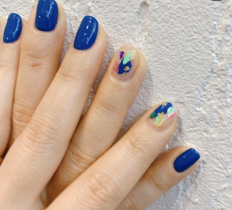 Nhấn xà cừ cho 2 ngón nhìn vừa đẹp lại vừa dễ thương