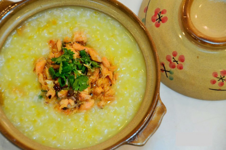 Cách nấu cháo cá hồi ăn dặm cho bé