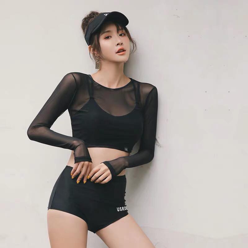 Set đồ mang phong cách sporty