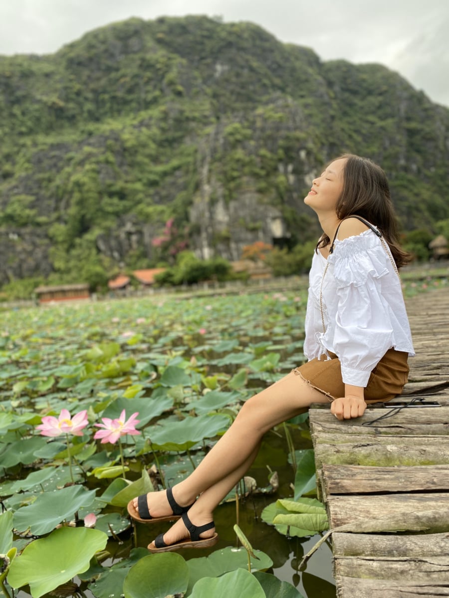 dam sen hang mua 2