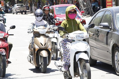 Các khu vực ở Bắc Bộ và Trung Bộ nhiều nơi nhiệt độ cao 38 độ C