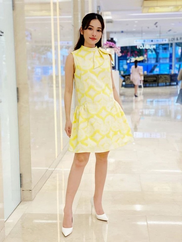 Mới đây, trên trang cá nhân vợ nhạc sĩ Dương Khắc Linh chia sẻ hình ảnh: “Mẹ bầu hôm nay make up xinh xinh