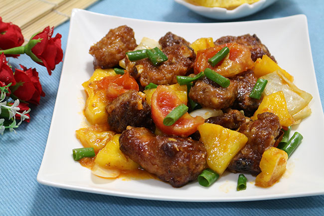 Mẹo nấu sườn om dứa ngon độc lạ ai cũng thích ăn