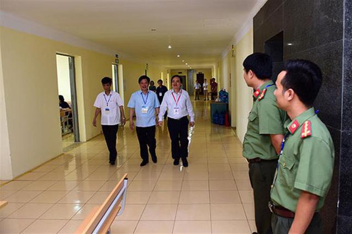 Vòng 1- Vòng in sao đề thi có sự tham gia của lực lượng công an