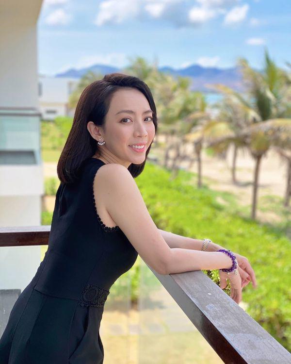 nguoc-doi-nhu-hoa-hau-lang-hai-ro-rang-tang-can-ma-duoc-khen-het-loi-101410475_253491835918720_8754991475408621192_n-1592406125-683-width600height750