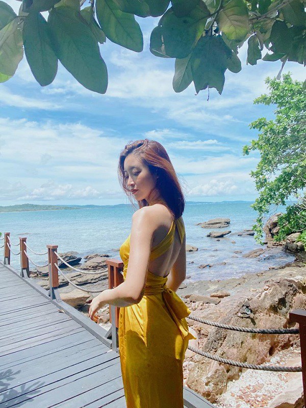 he-nay-dam-ho-lung-dang-la-item-dang-duoc-cac-my-nhan-viet-thi-nhau-lang-xe-104291135_10207190773643800_541783341285318015_o-1592740238-966-width600height800