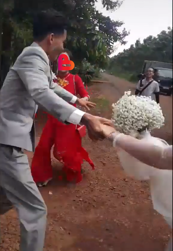 Anh chồng bất chấp cả 