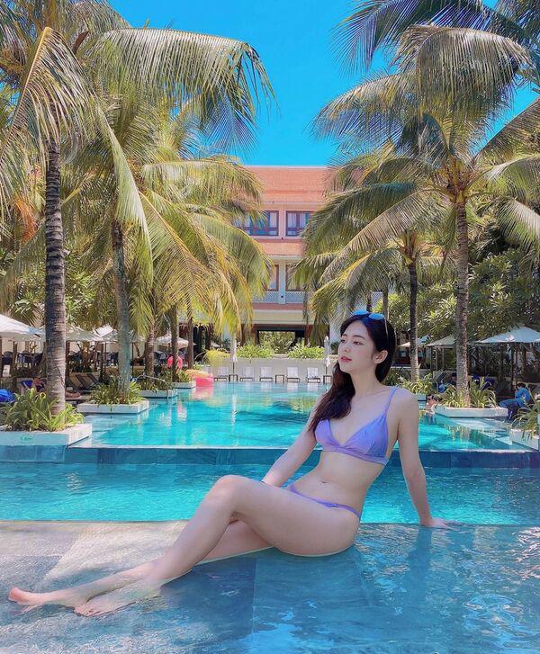 khong-on-ao-tinh-trinh-thang-binh-tha-nhe-hinh-dien-bikini-goi-cam-cung-hut-like-am-am-104454820_908592022886632_5946823845133041823_n-1592999520-634-width600height727