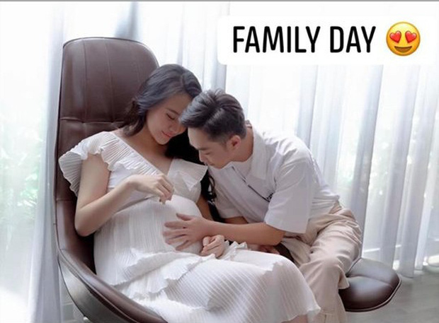 Sau 1 tuần xác nhận vợ mang bầu, Cường Đô La lần đầu tiên đăng tải hình ảnh cực tình và ngọt ngào bên cạnh vợ bầu trong Shbet16 chơi game trực tuyến đời thường giản dị nhân ngày Shbet111 slot, casino, thể thao, xổ số Việt Nam. Có thể thấy, anh không giấu nổi niềm hạnh phúc bên Đàm Thu Trang với bụng bầu lớn rõ. Dù đã nửa chặng đường của thai kỳ, nhan sắc Đàm Thu Trang vẫn rạng rỡ, gương mặt tràn ngập niềm vui.