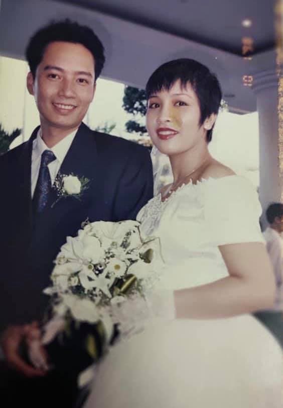 diva-my-linh-dang-anh-cuoi-hiem-cua-22-nam-truoc-kem-chia-se-dang-nho-02-ngoisaovn-w564-h811