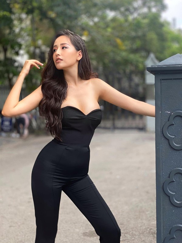 mai-phuong-thuy-da-lam-gi-de-tu-mum-mim-gio-day-da-so-huu-vong-eo-56-cm-102811461_365511684423131_6861717392213409792_o-1593416070-81-width600height799