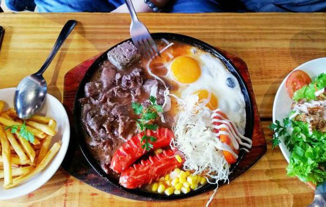 Ăn sáng quá nhiều không tốt cho gan của bạn
