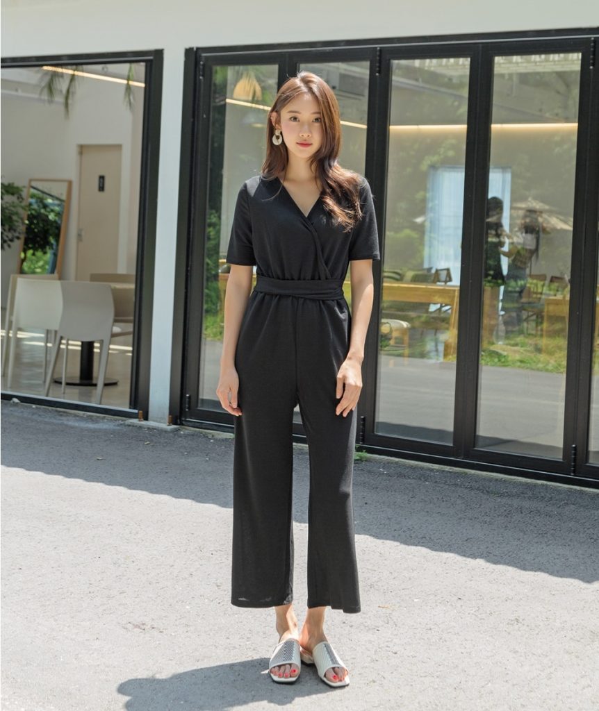 bi-quyet-chon-jumpsuit-dep-theo-dang-nguoi-cho-ngay-he-525b2c