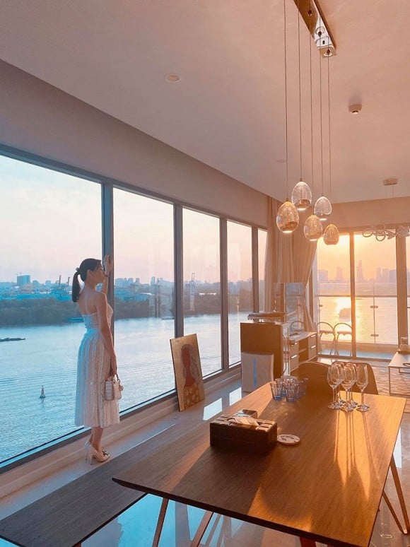 Khách đến thăm nhà ca sĩ Lê Hiếu ai cũng mê khung cảnh nơi đây