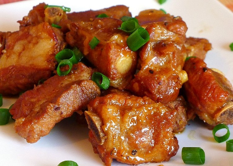 Sườn nướng ngũ vi thơm ngon