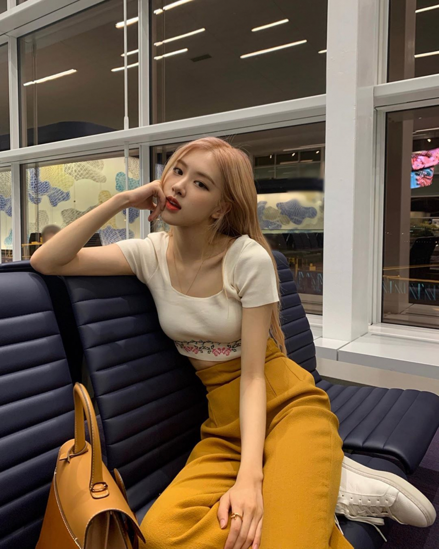 mon-do-thoi-trang-yeu-thich-cua-sao-han-Rose-quan-ong-rong-@roses_are_rosie-2