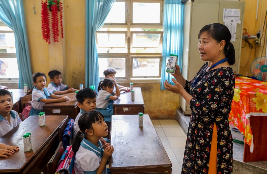 Chương trình SHĐ với nhiều hoạt động thú vị đã ngày càng thu hút nhiều em học sinh trường tiểu học và mầm non tại Củ Chi tham gia.