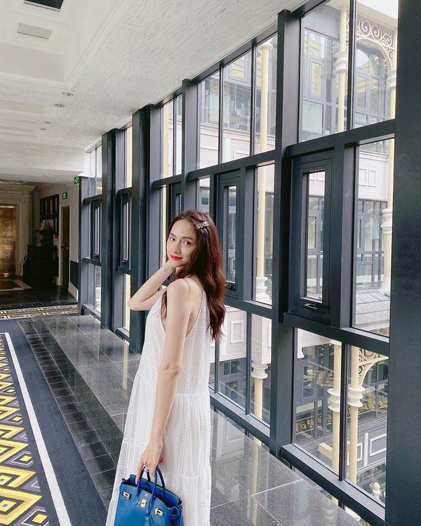 chup-hinh-o-goc-xa-huong-giang-van-khong-giau-duoc-diem-tru-tren-khuon-mat-106913909_269579060804823_8610482497690232935_n-1594449251-206-width600height749