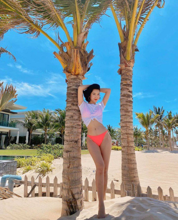 coi-nut-ao-de-lo-noi-y-thuy-ngan-khong-bi-chui-ma-con-duoc-khen-het-loi-7-1594689994-290-width600height743