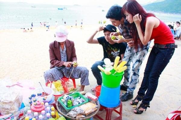 anh-thoi-que-va-ngo-cua-dong-nhi-ngo-kien-huy-va-noo-phuoc-thinh-7c9-5095788