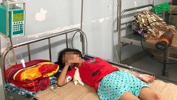 Hiện bé vẫn đang trong tình trạng nguy kịch