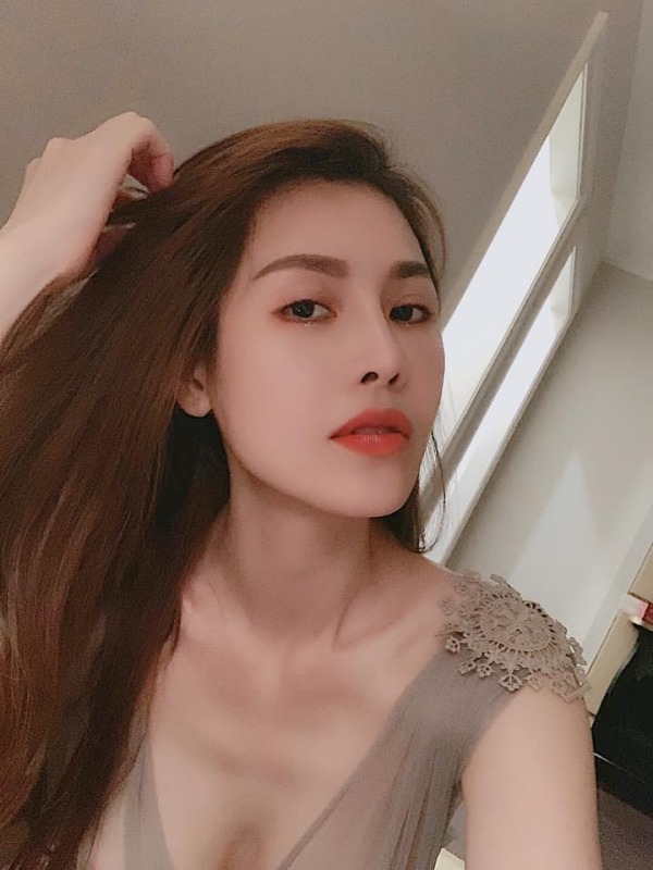 de-giu-duoc-ve-dep-doi-muoi-co-ban-tung-than-cua-ho-ngoc-ha-phai-chi-tien-ty-23-1595217121-118-width600height800