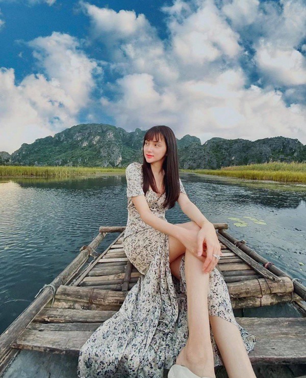 dien-dam-xe-khoe-het-chan-dai-mien-man-nhung-huong-giang-lai-vo-tinh-de-lo-ca-noi-y-7-1595294556-46-width600height742
