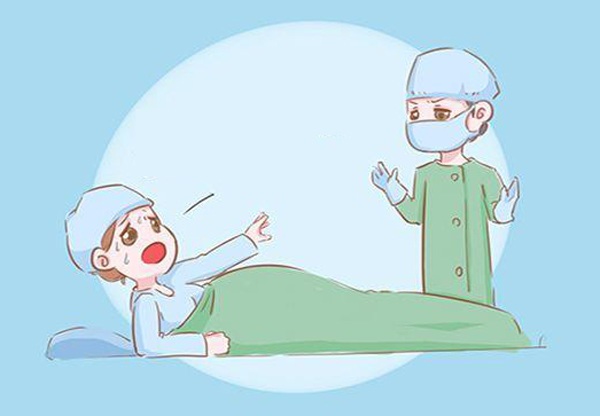 Khi vượt cạn bạn không nên hét to khóc lóc