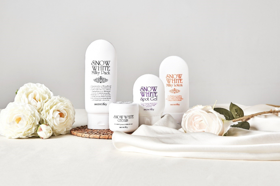 Bộ sản phẩm dưỡng trắng da Secret Key Snow White