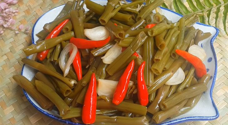 cach-lam-rau-muong-ngam-chua-ngot-gion-ngon-don-gi