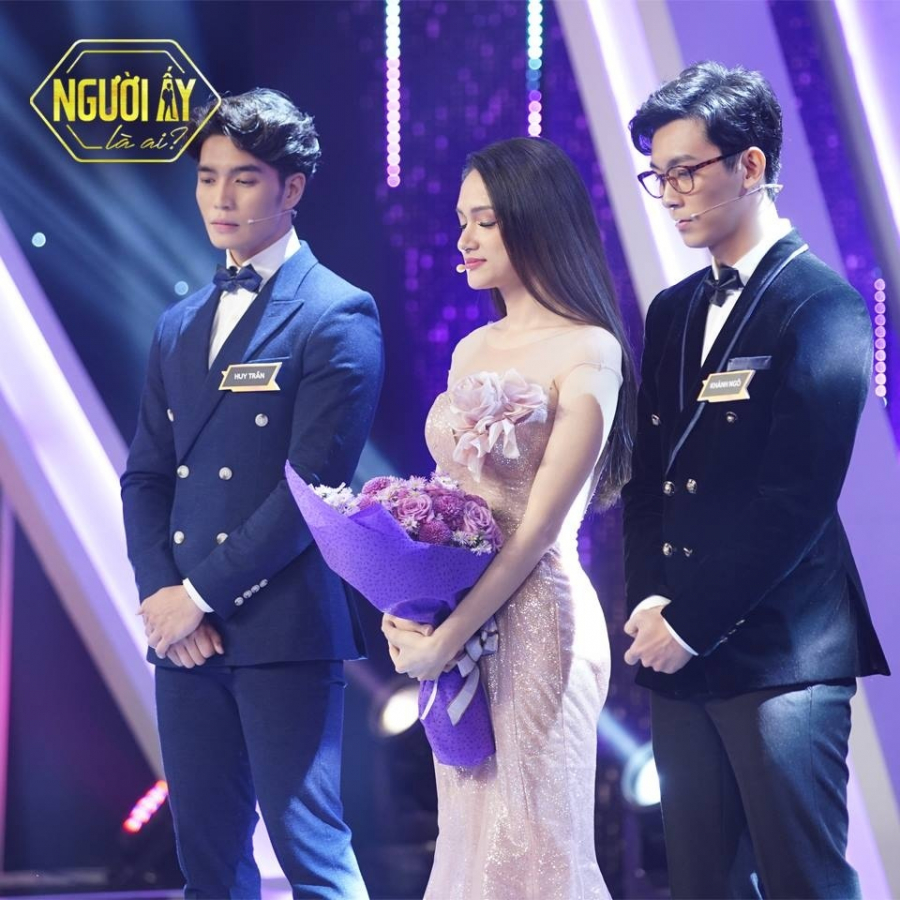 huong-giang-nguoi-ay-la-ai-01