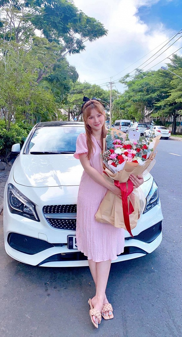 Thu Thủy gây bất ngờ khi quyết định rao bán chiếc xế hộp thân thuộc: 