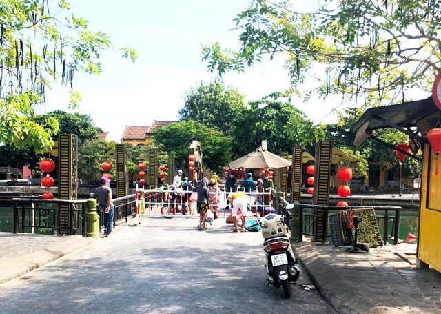 Khối phố An Hội (phường Minh An, TP. Hội An) bị phong tỏa sau khi phát hiện 5 ca nghi nhiễm Covid-19