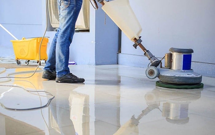 Máy lau sàn là thiết bị được sử dụng phổ biến ngày nay